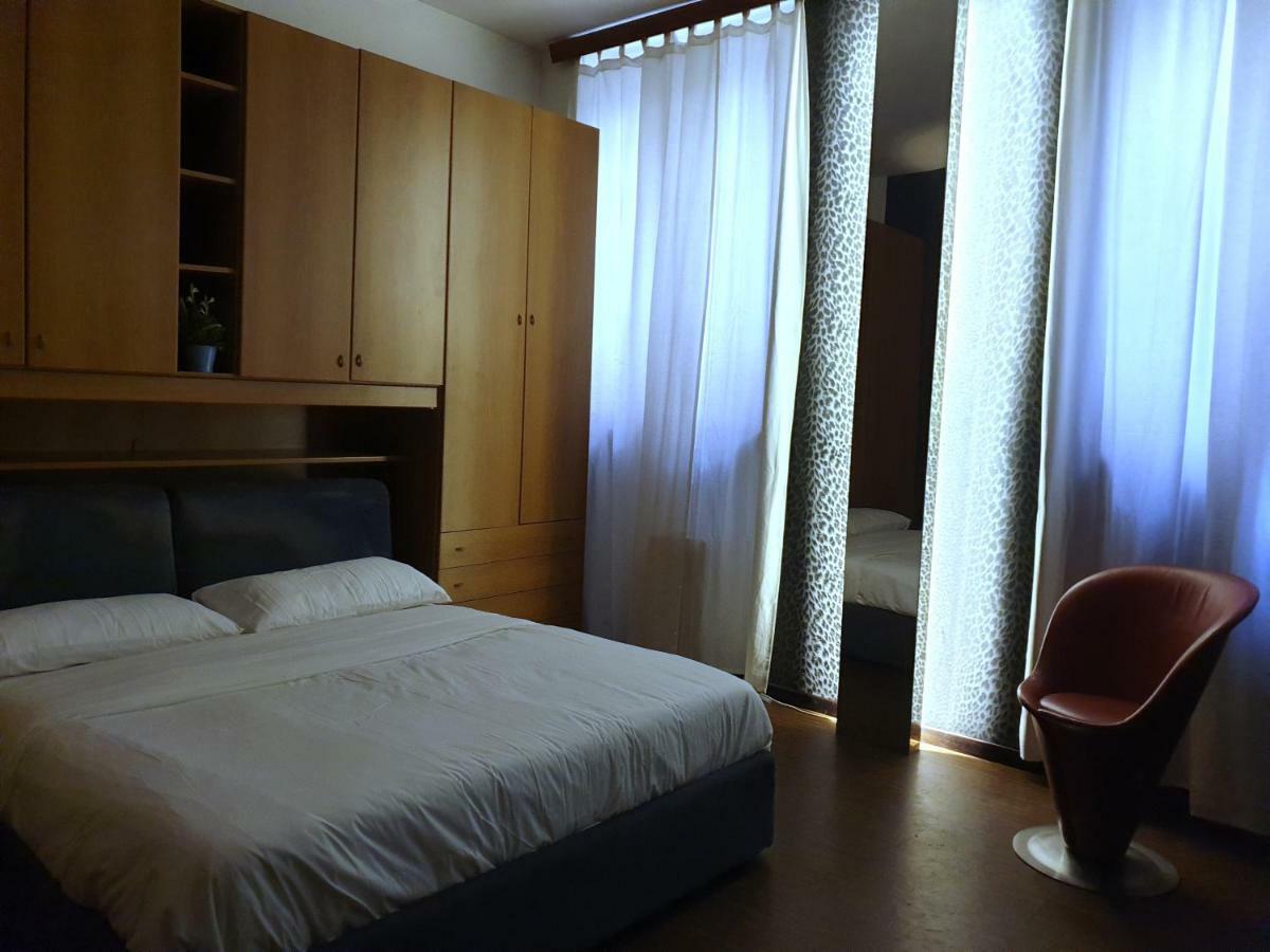 5Min Walk From Duomo! Apartment 100M2 מילאנו מראה חיצוני תמונה